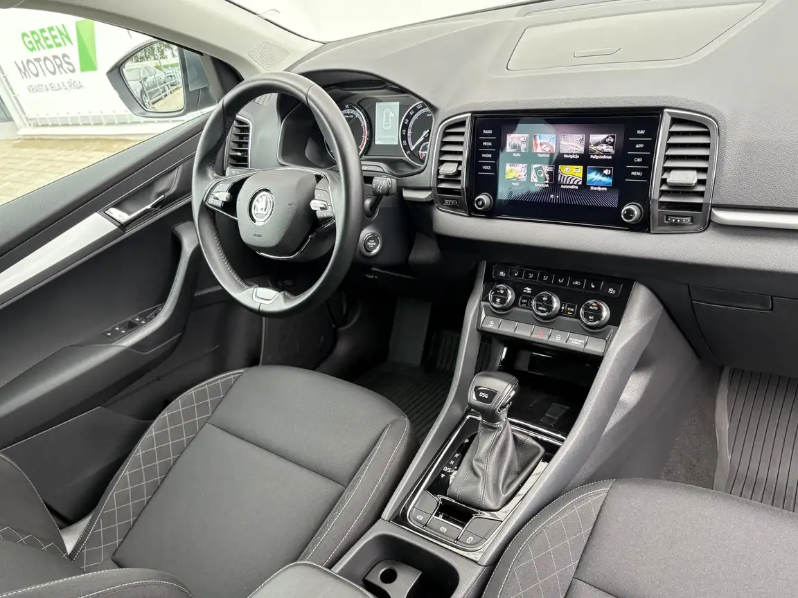 SKODA KAROQ