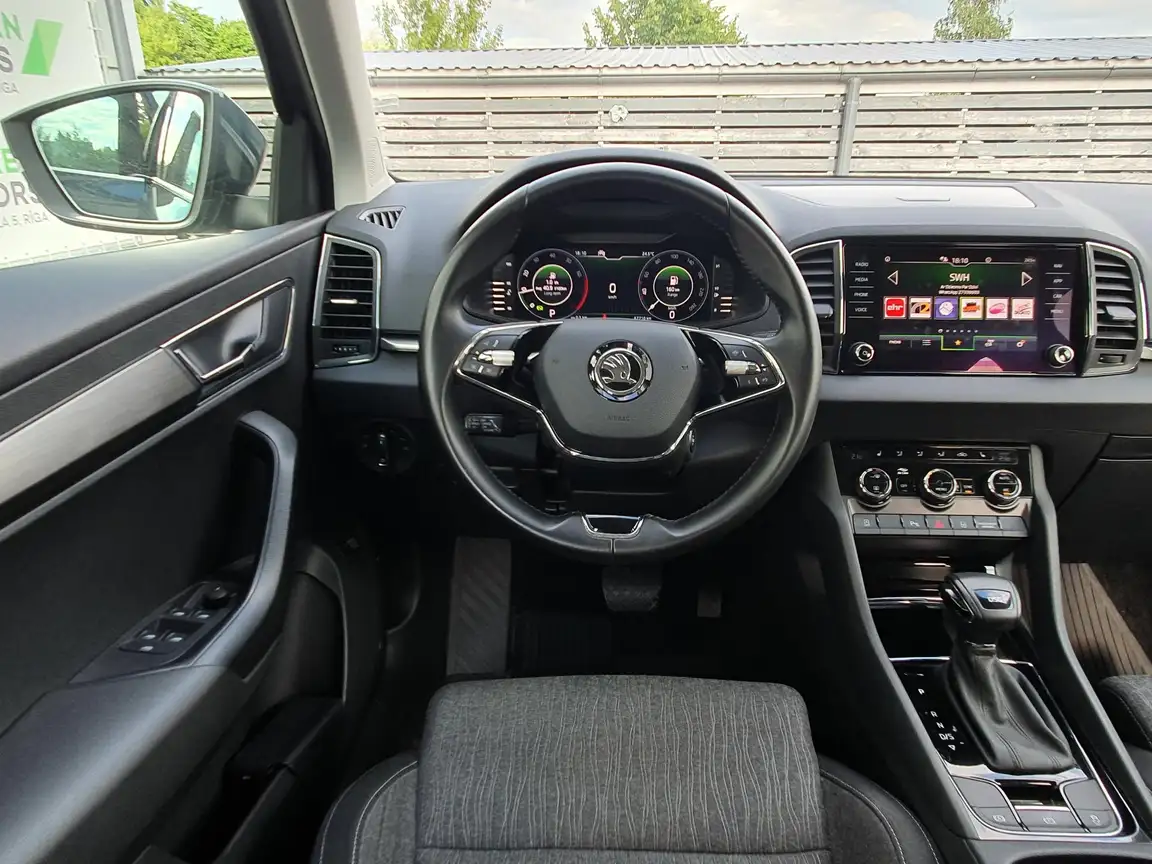 SKODA KAROQ