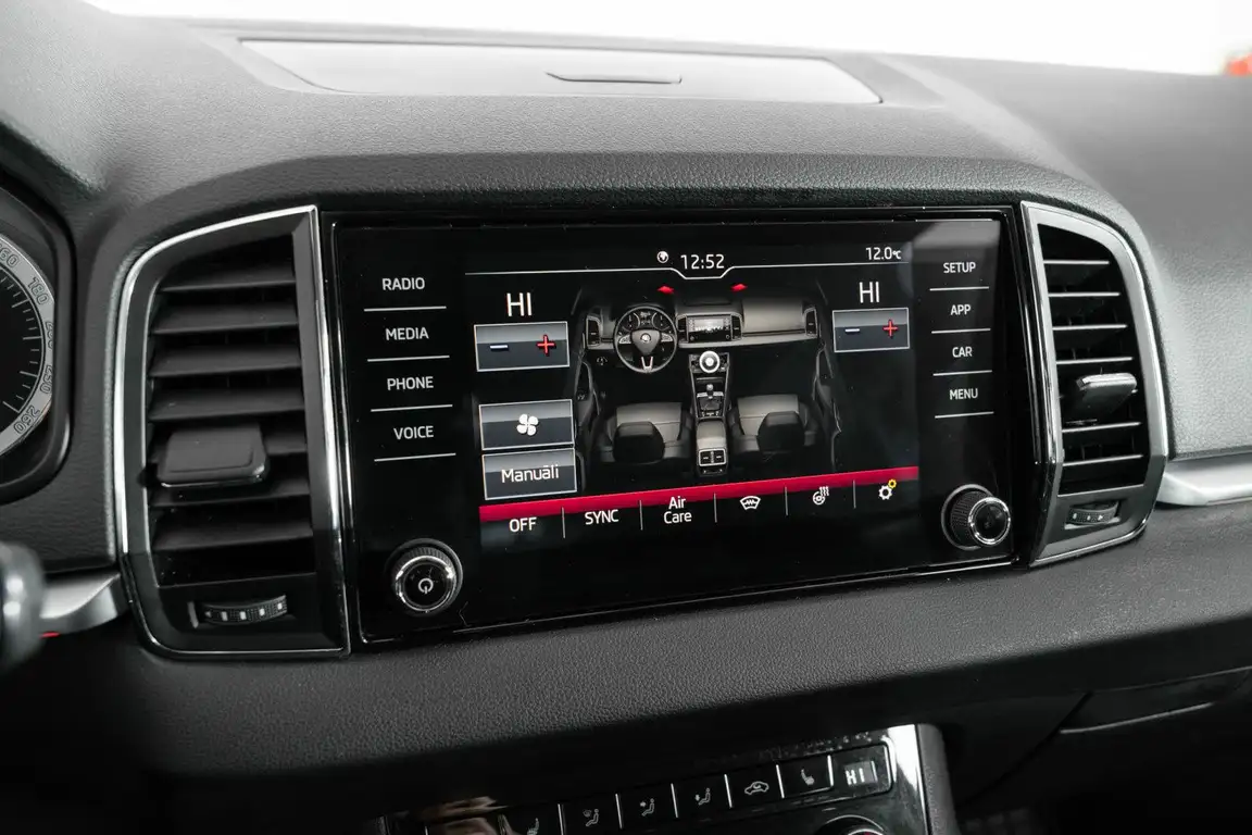 SKODA KAROQ