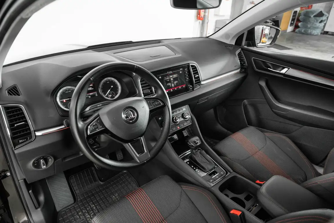 SKODA KAROQ