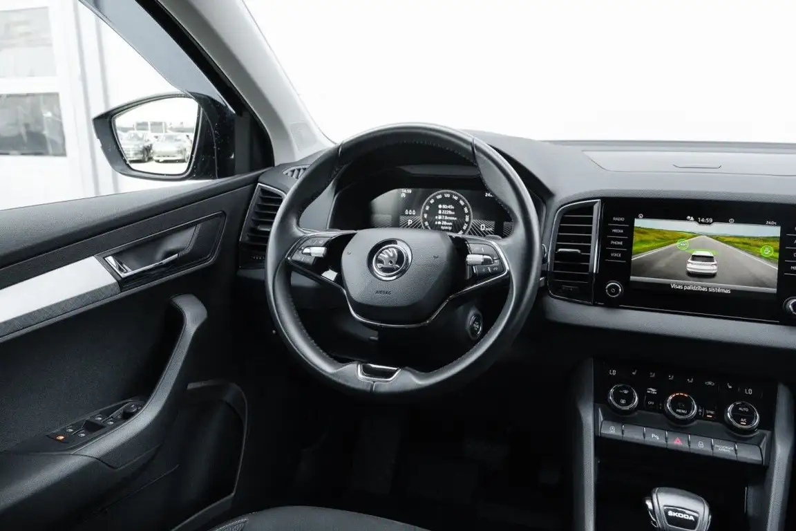 SKODA KAROQ