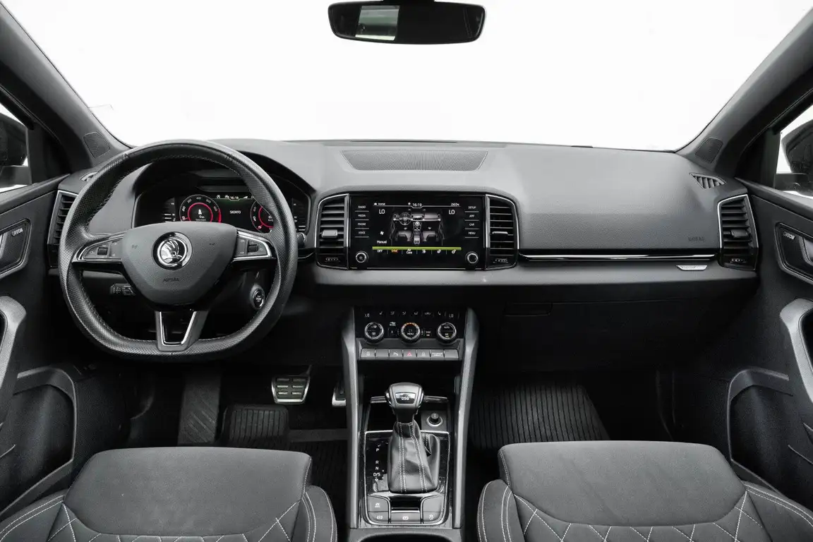 SKODA KAROQ