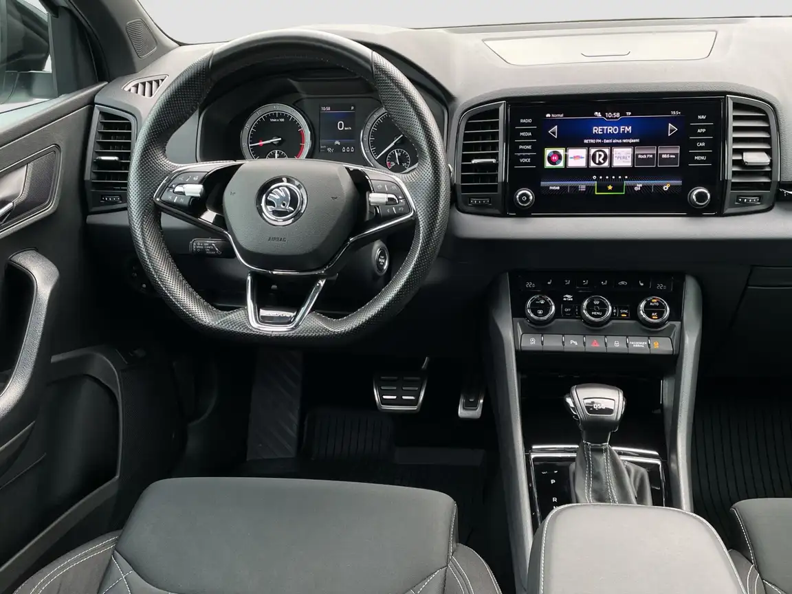 SKODA KAROQ