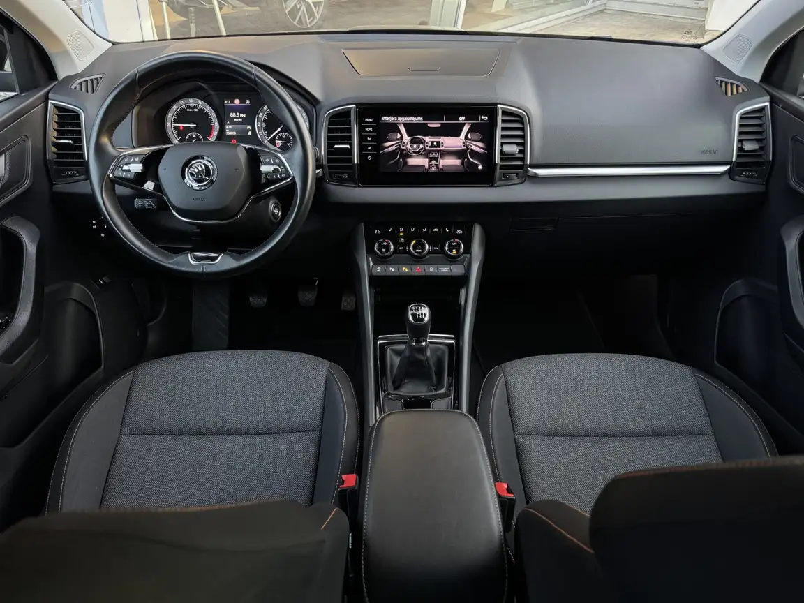 SKODA KAROQ