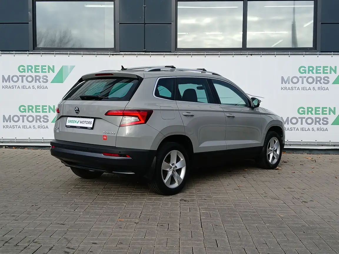 SKODA KAROQ