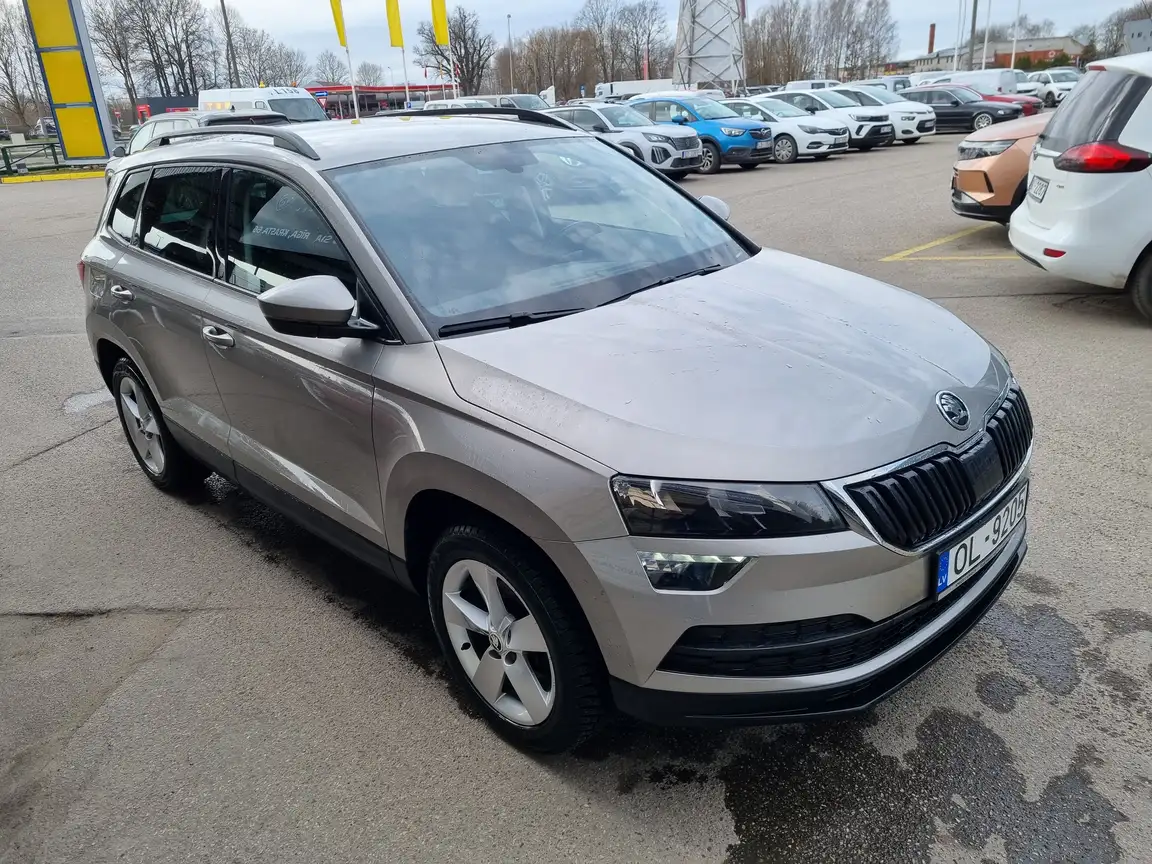 SKODA KAROQ