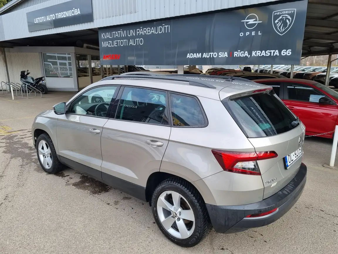 SKODA KAROQ