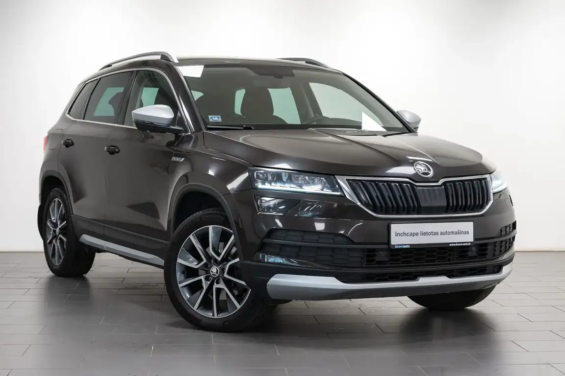 SKODA KAROQ