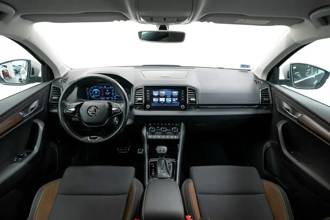 SKODA KAROQ