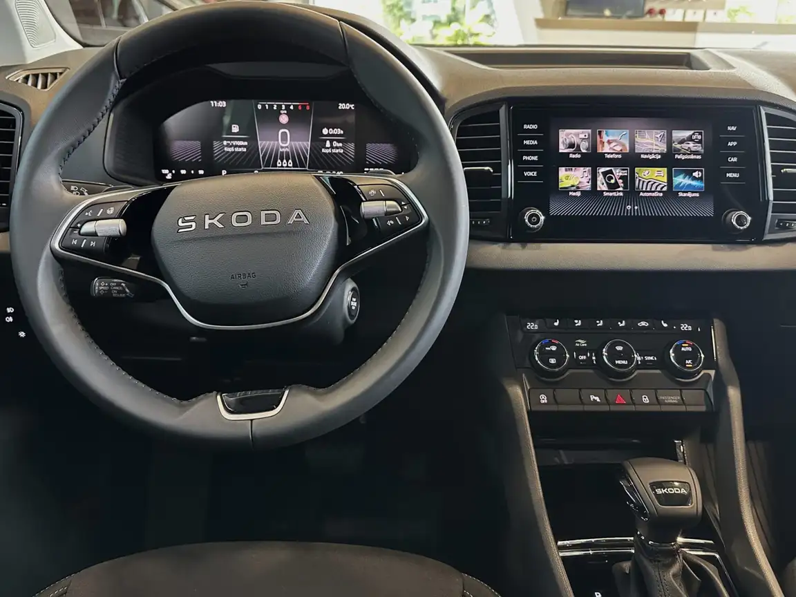 SKODA KAROQ