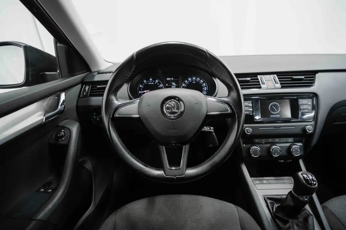 SKODA OCTAVIA