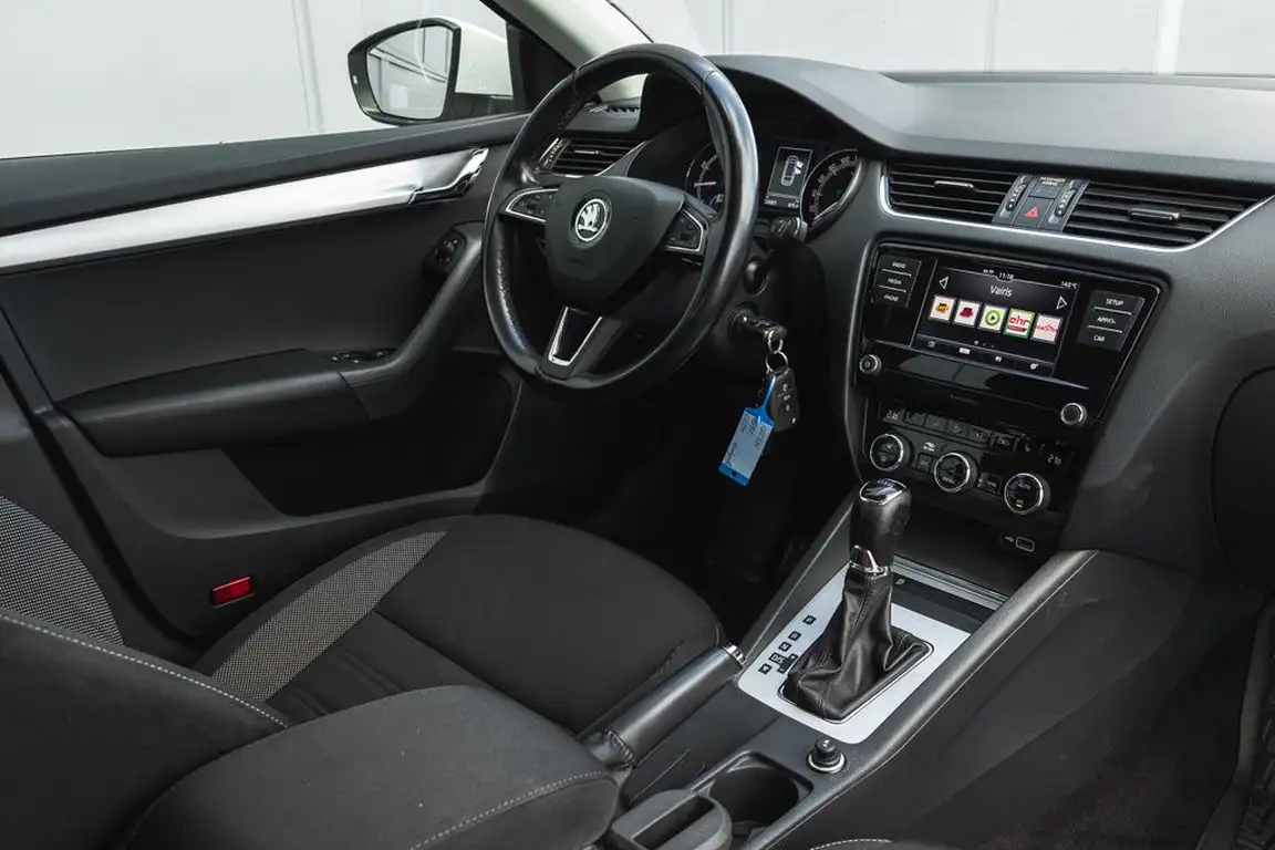 SKODA OCTAVIA