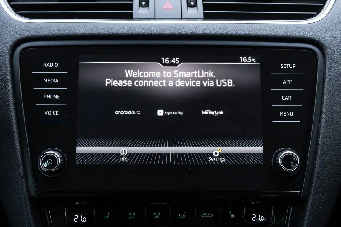 SKODA OCTAVIA