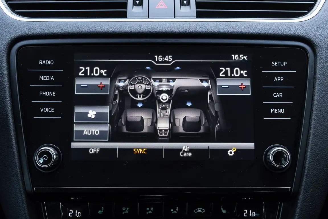 SKODA OCTAVIA
