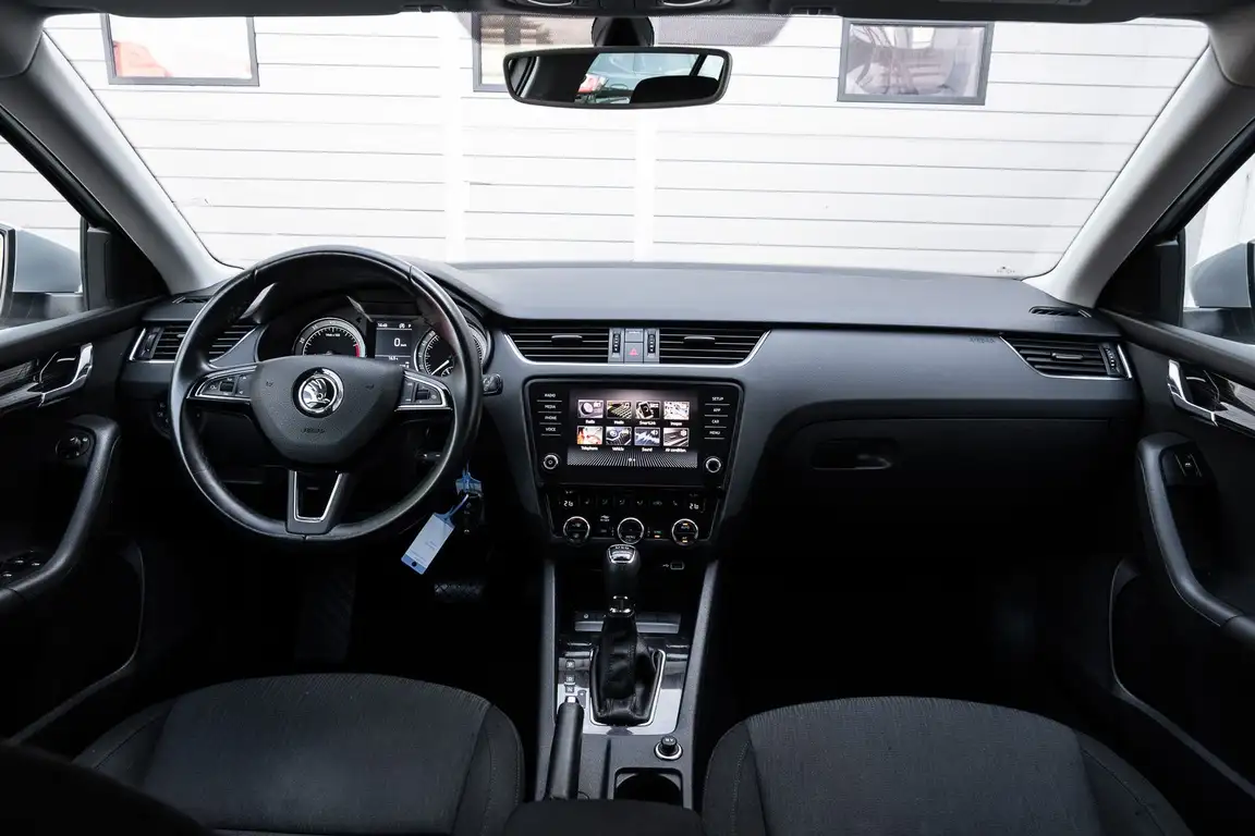 SKODA OCTAVIA