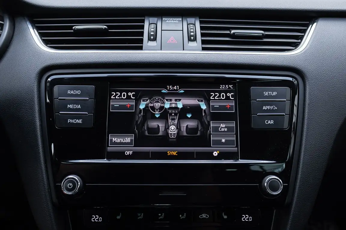 SKODA OCTAVIA