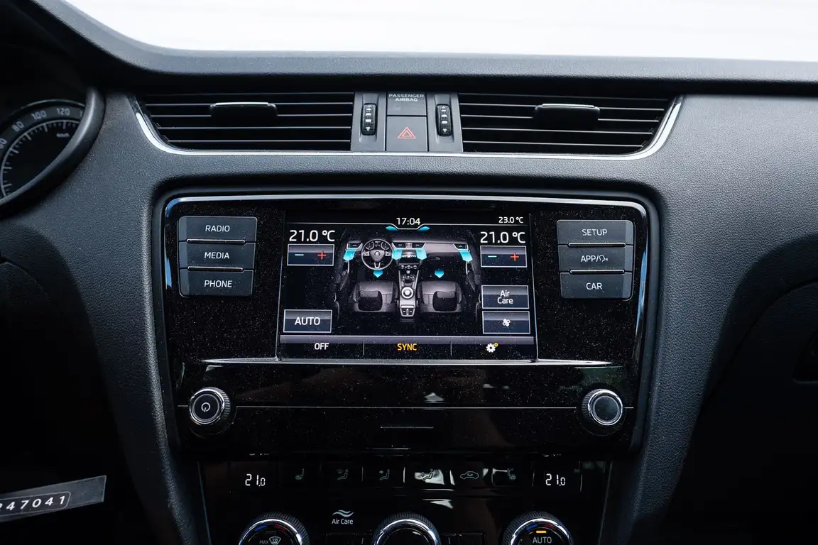 SKODA OCTAVIA