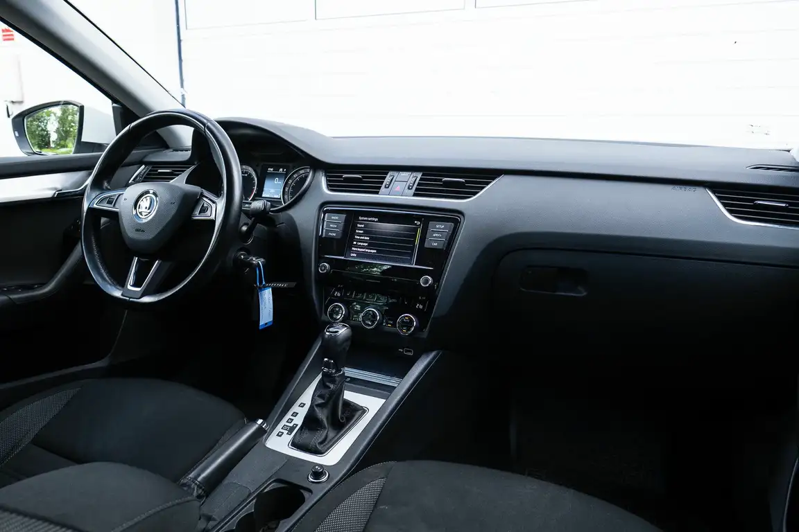 SKODA OCTAVIA