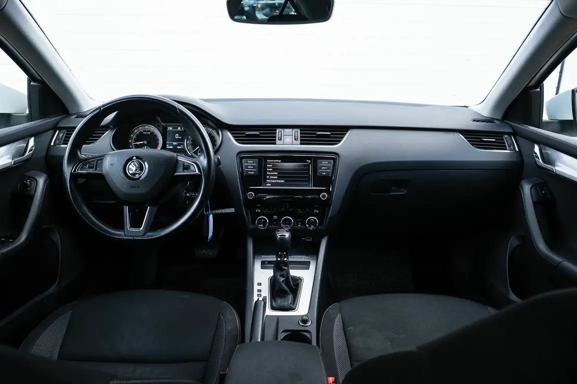 SKODA OCTAVIA