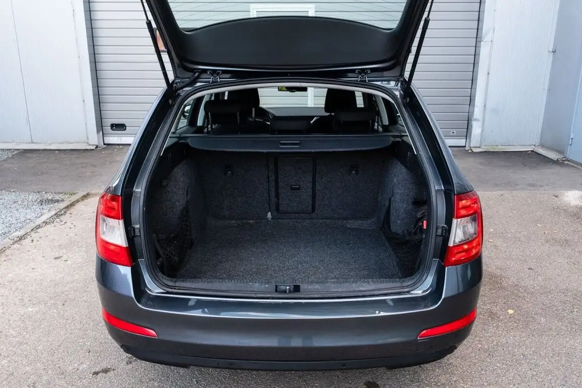 SKODA OCTAVIA
