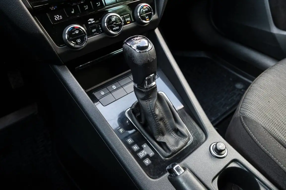 SKODA OCTAVIA