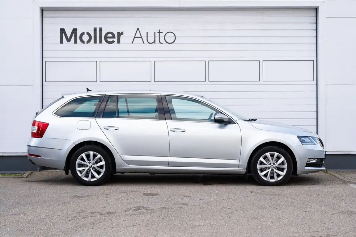 SKODA OCTAVIA