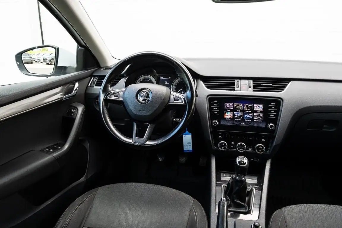 SKODA OCTAVIA