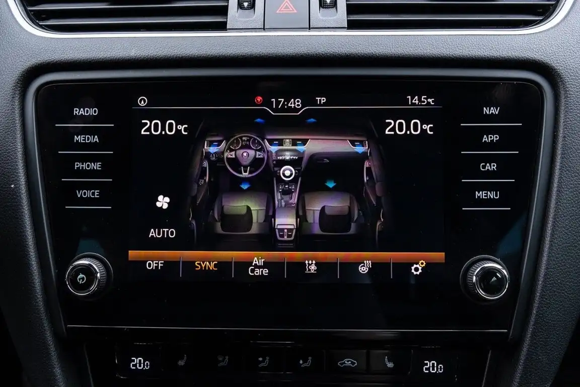 SKODA OCTAVIA