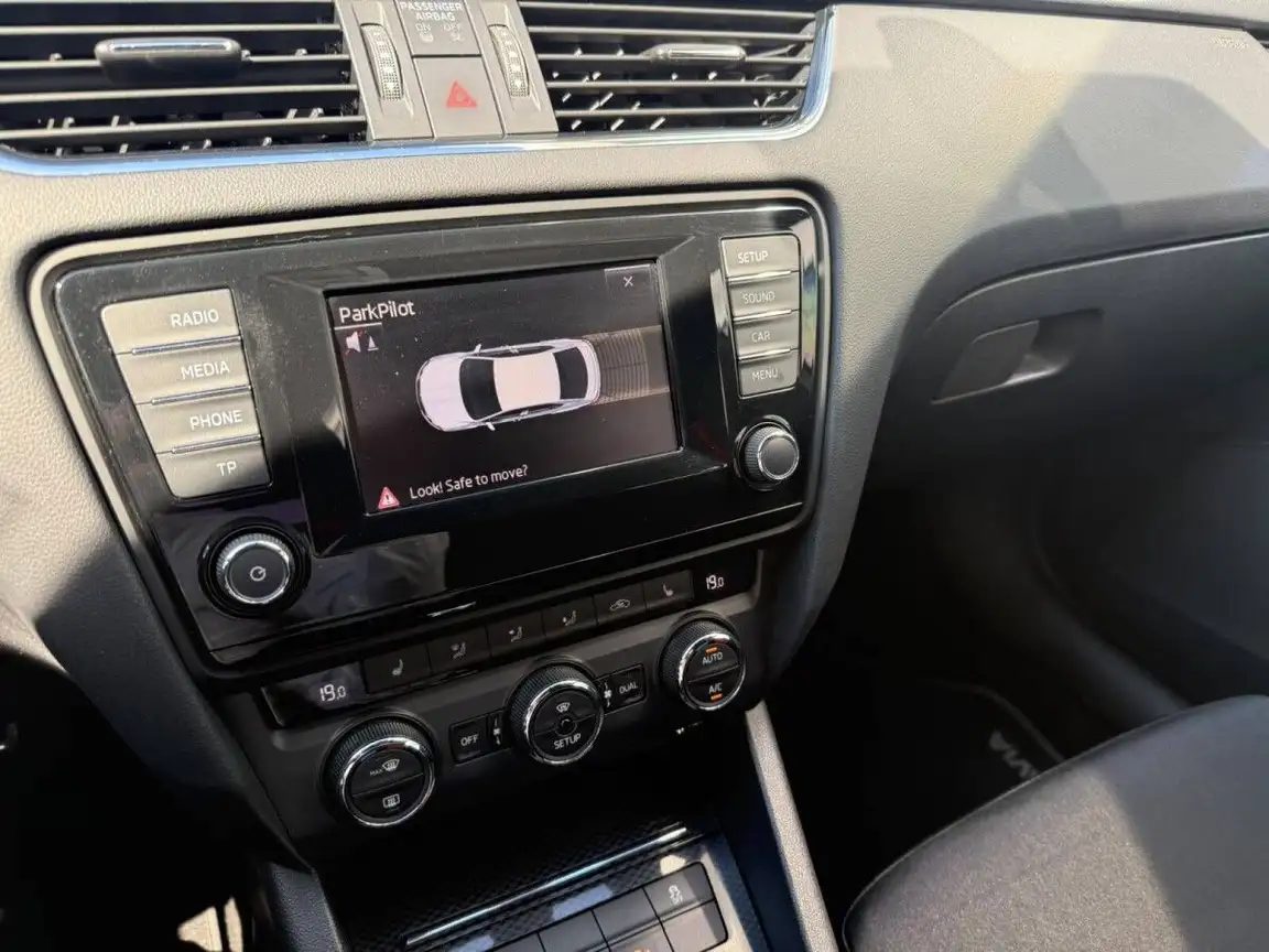 SKODA OCTAVIA