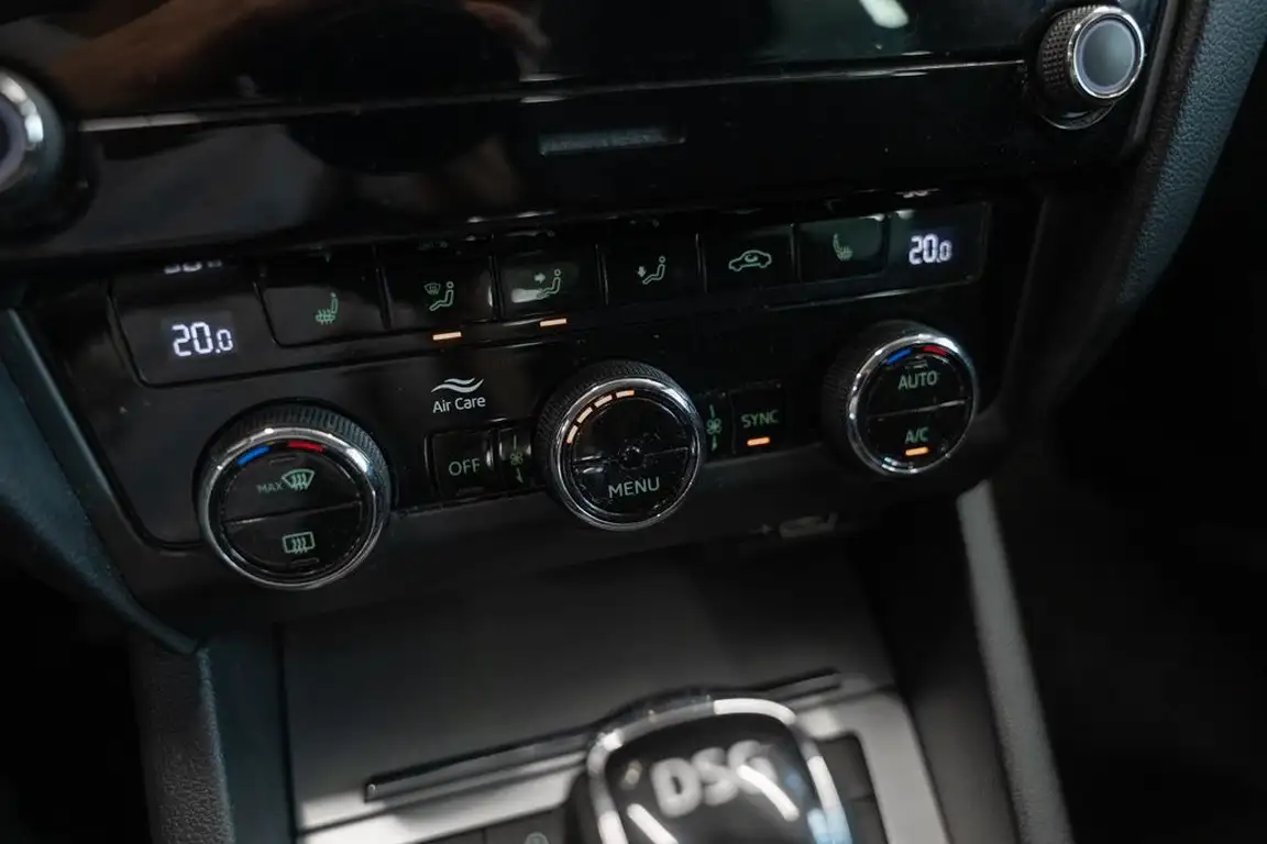 SKODA OCTAVIA