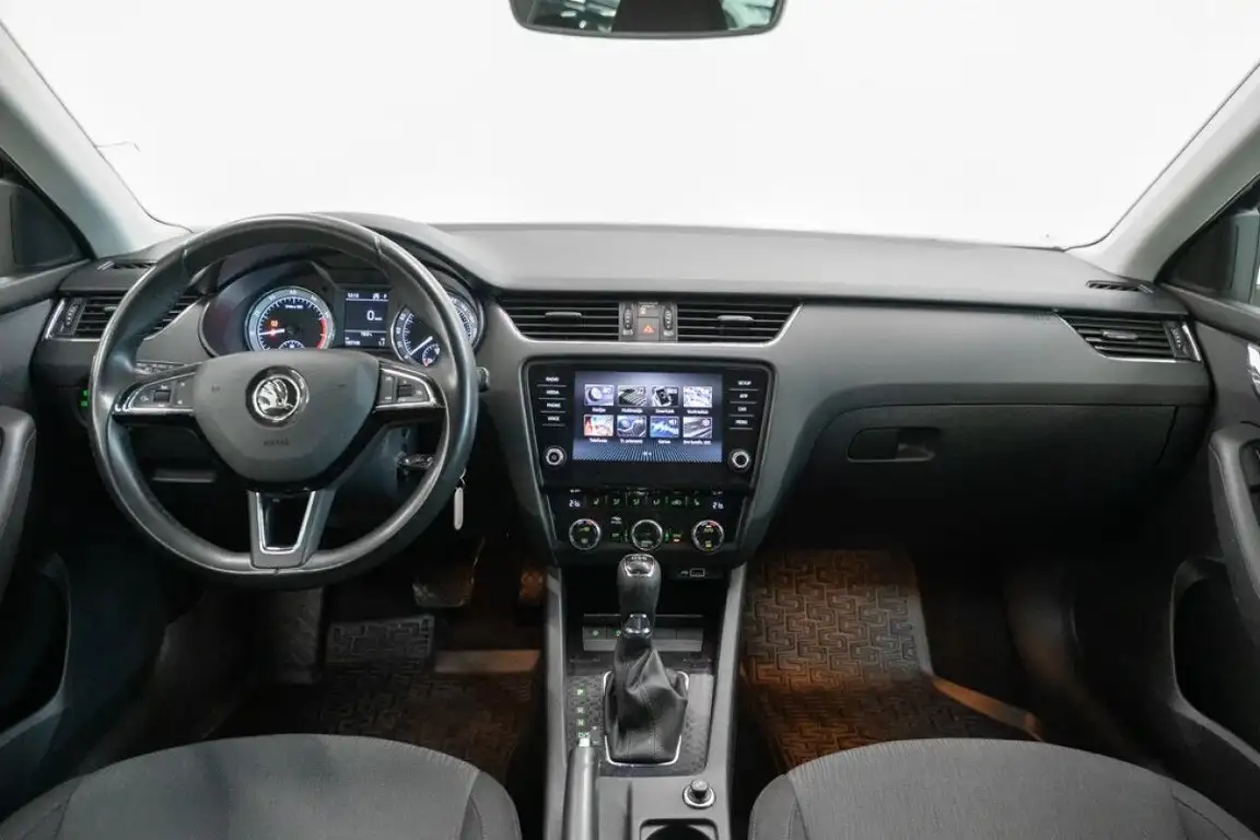 SKODA OCTAVIA