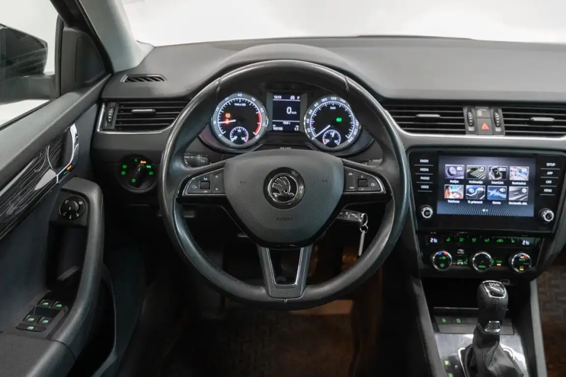 SKODA OCTAVIA
