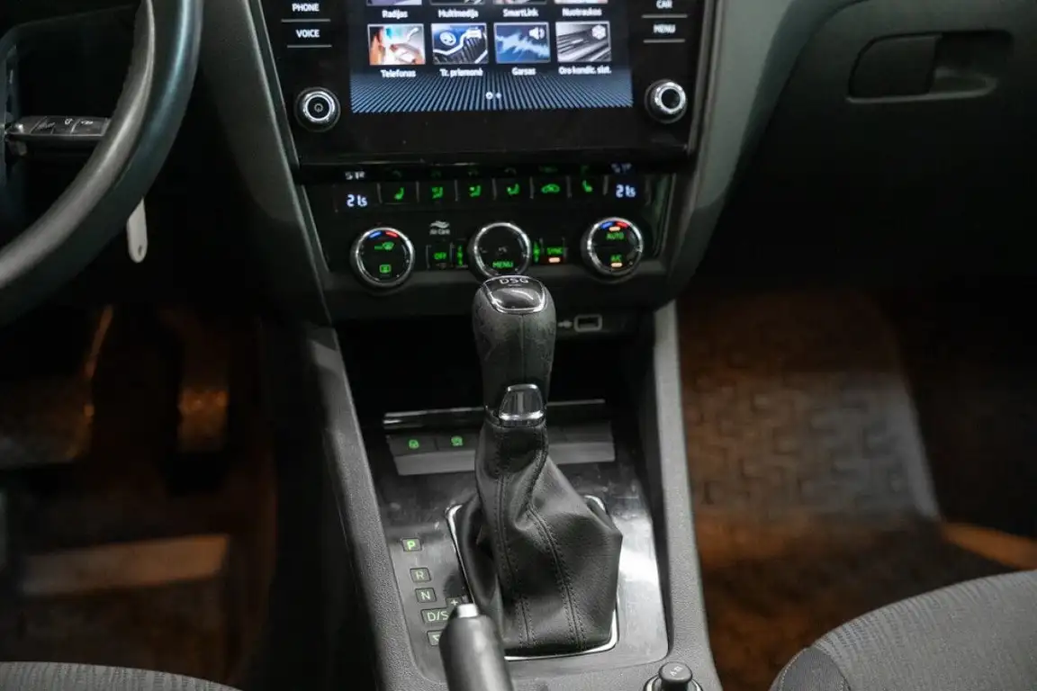 SKODA OCTAVIA