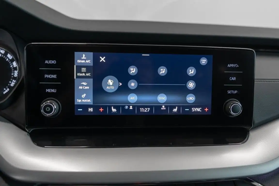 SKODA OCTAVIA
