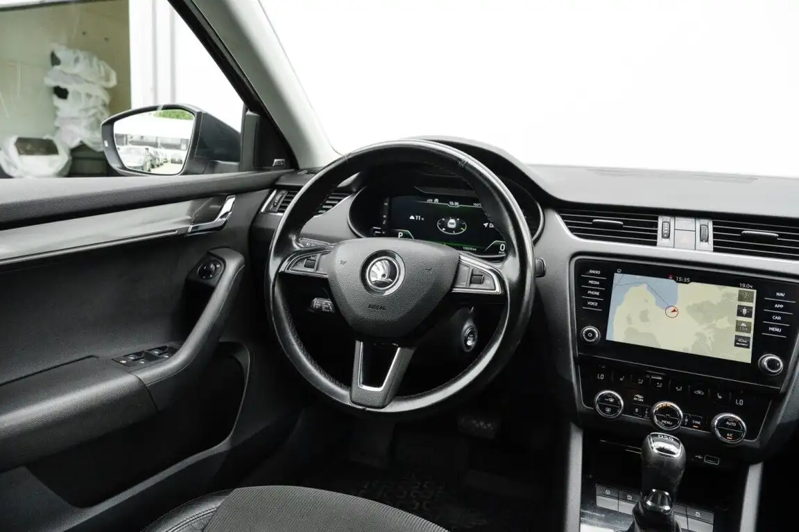 SKODA OCTAVIA