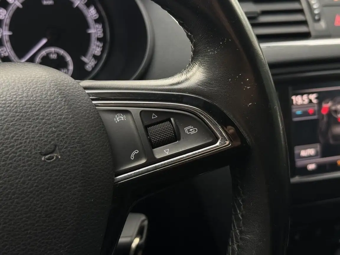 SKODA OCTAVIA