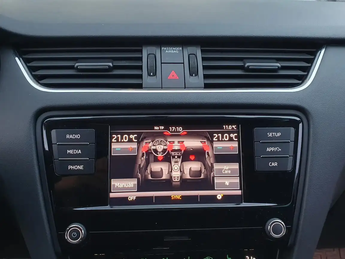 SKODA OCTAVIA