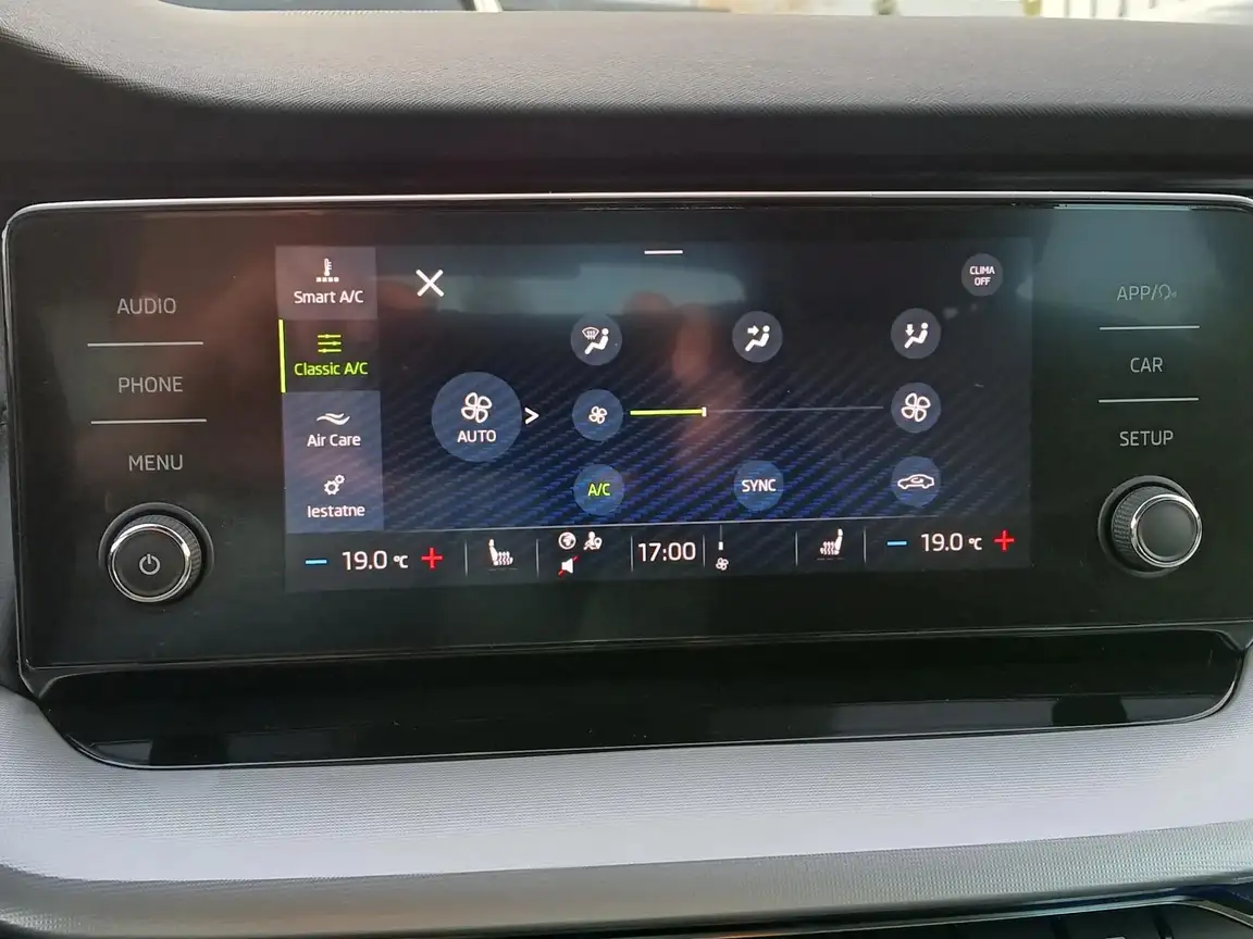 SKODA OCTAVIA