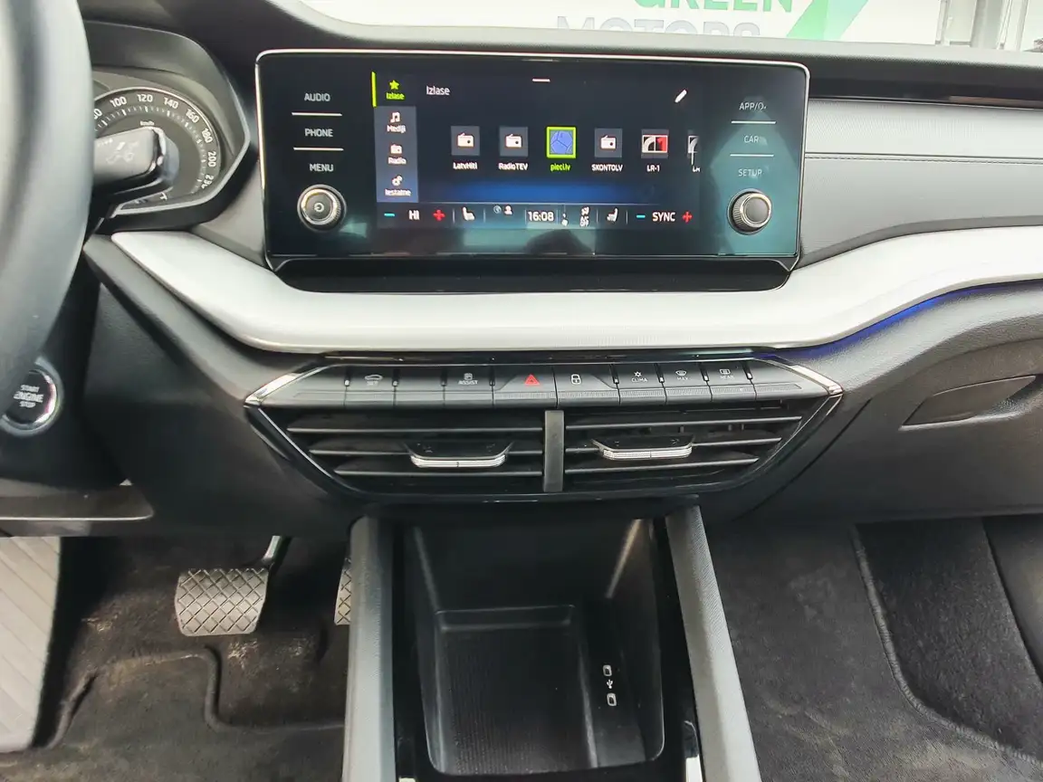 SKODA OCTAVIA