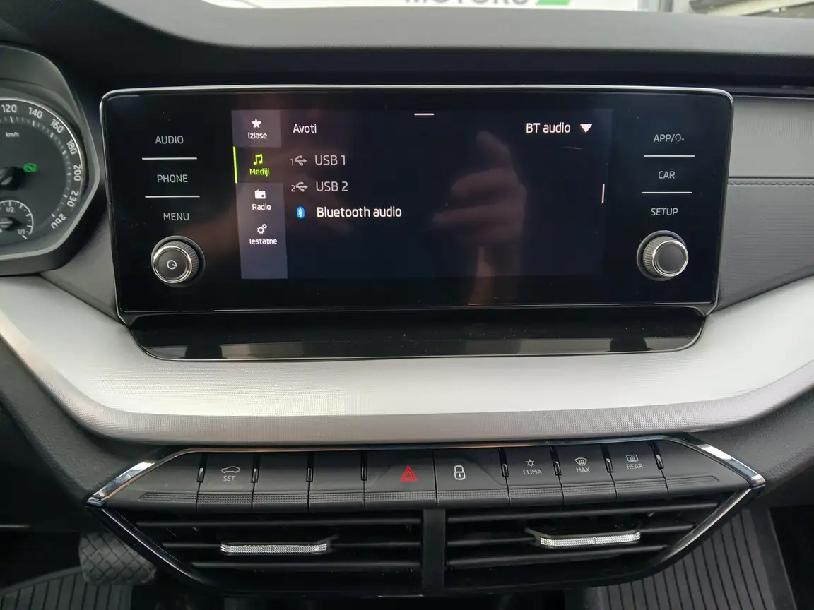SKODA OCTAVIA