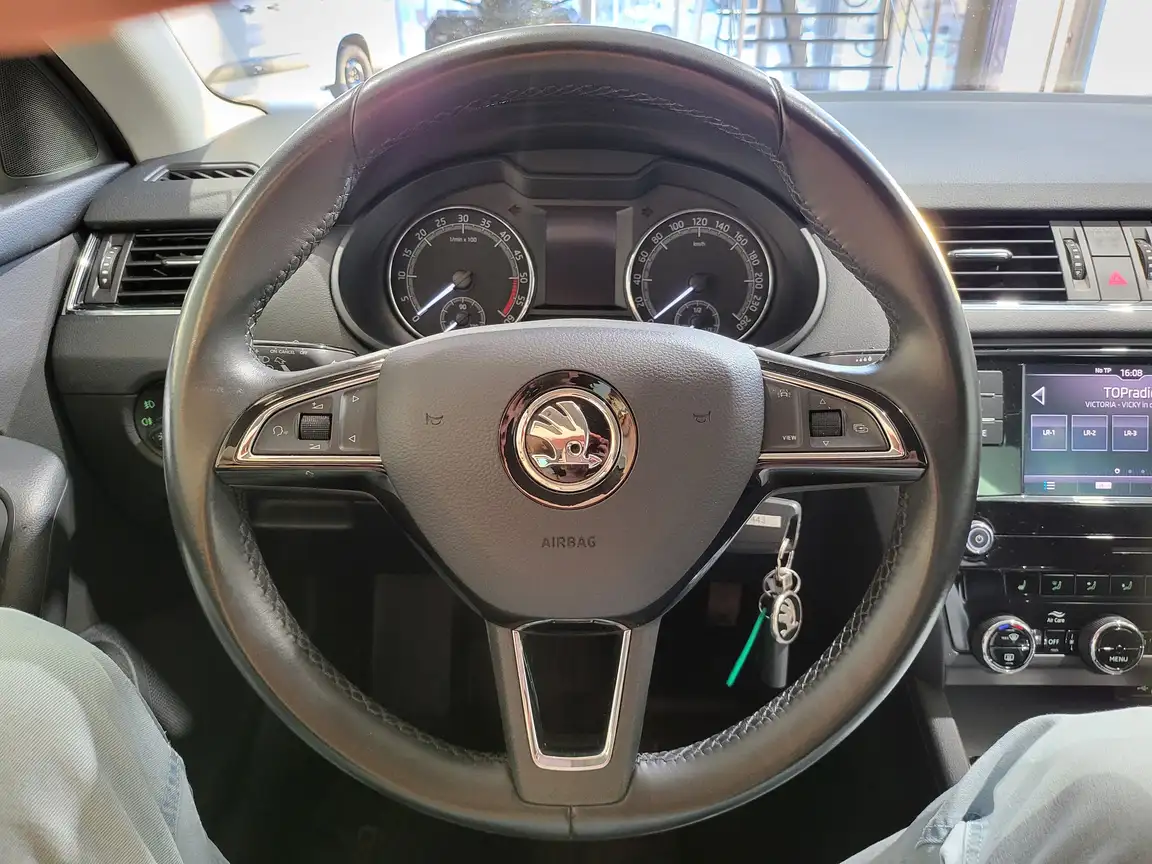 SKODA OCTAVIA