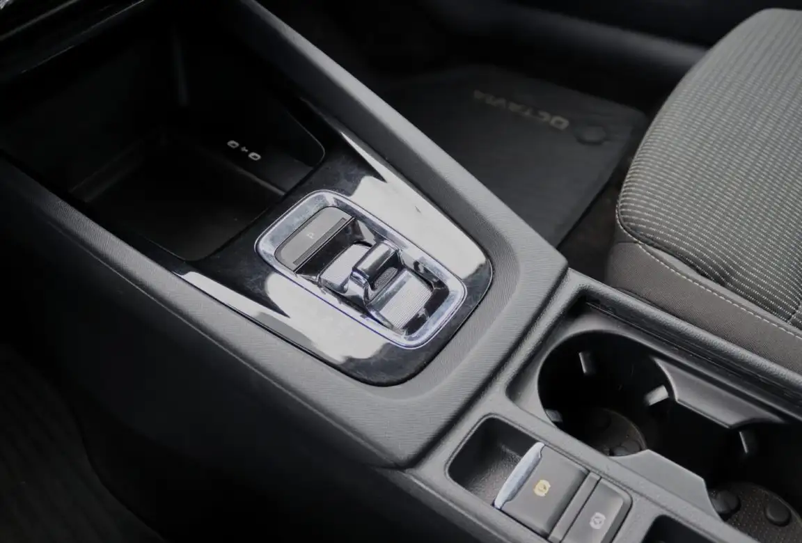SKODA OCTAVIA