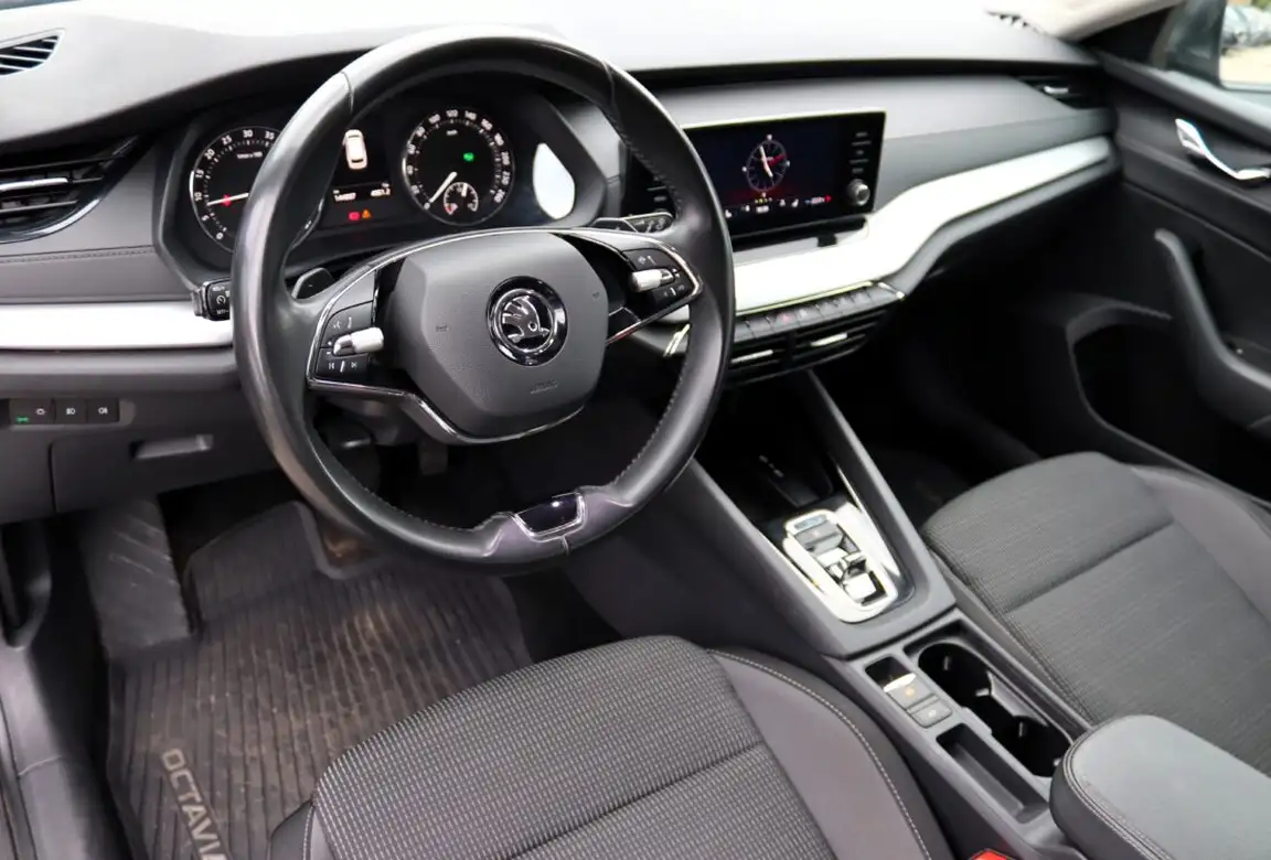 SKODA OCTAVIA