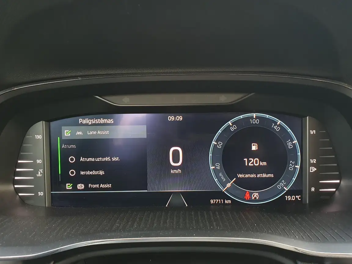 SKODA OCTAVIA