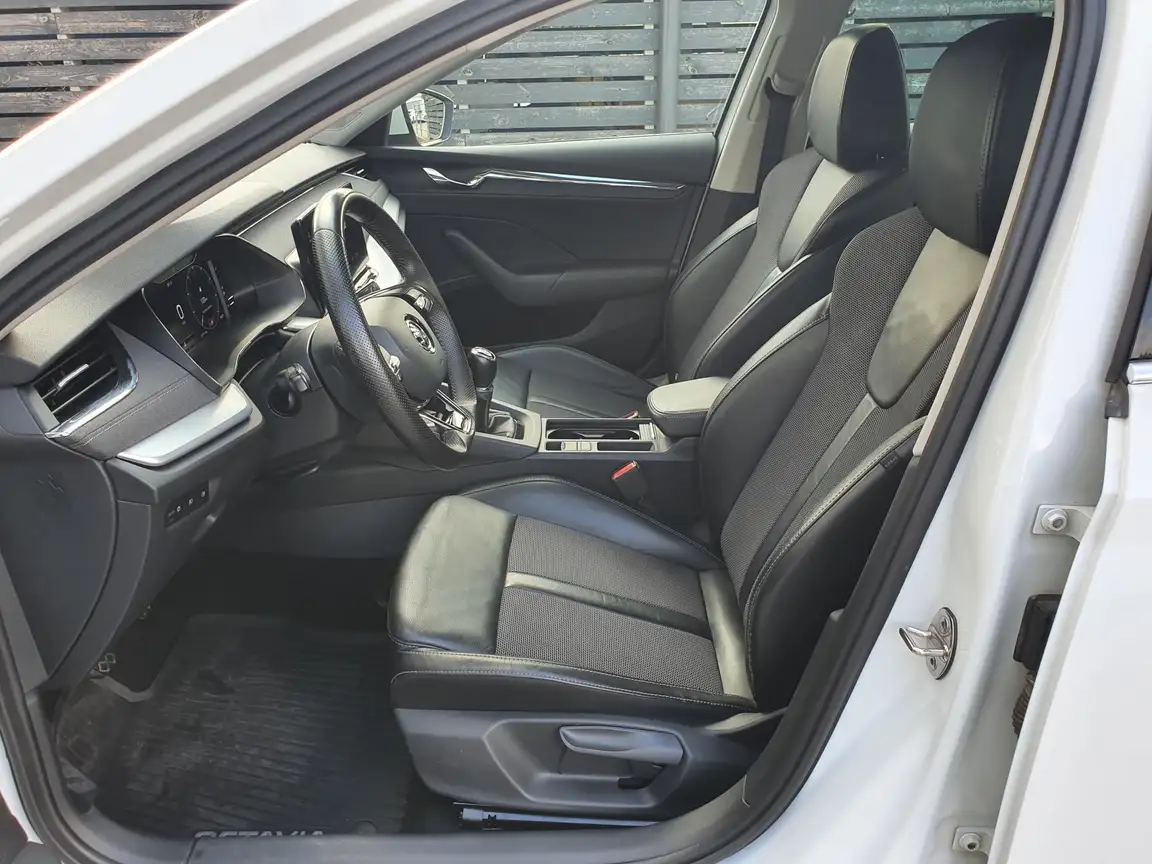 SKODA OCTAVIA
