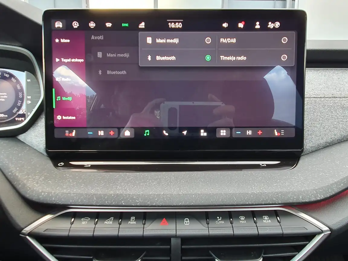 SKODA OCTAVIA