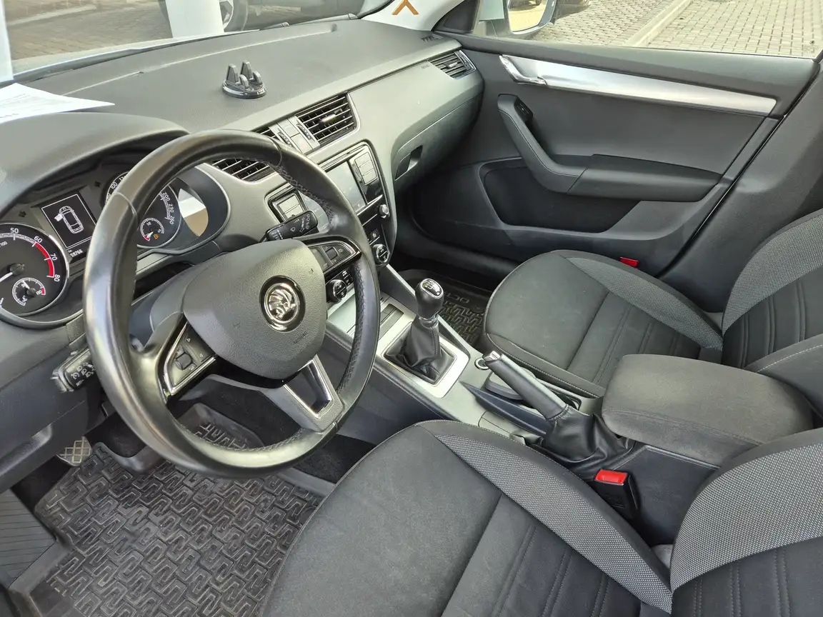 SKODA OCTAVIA COMBI