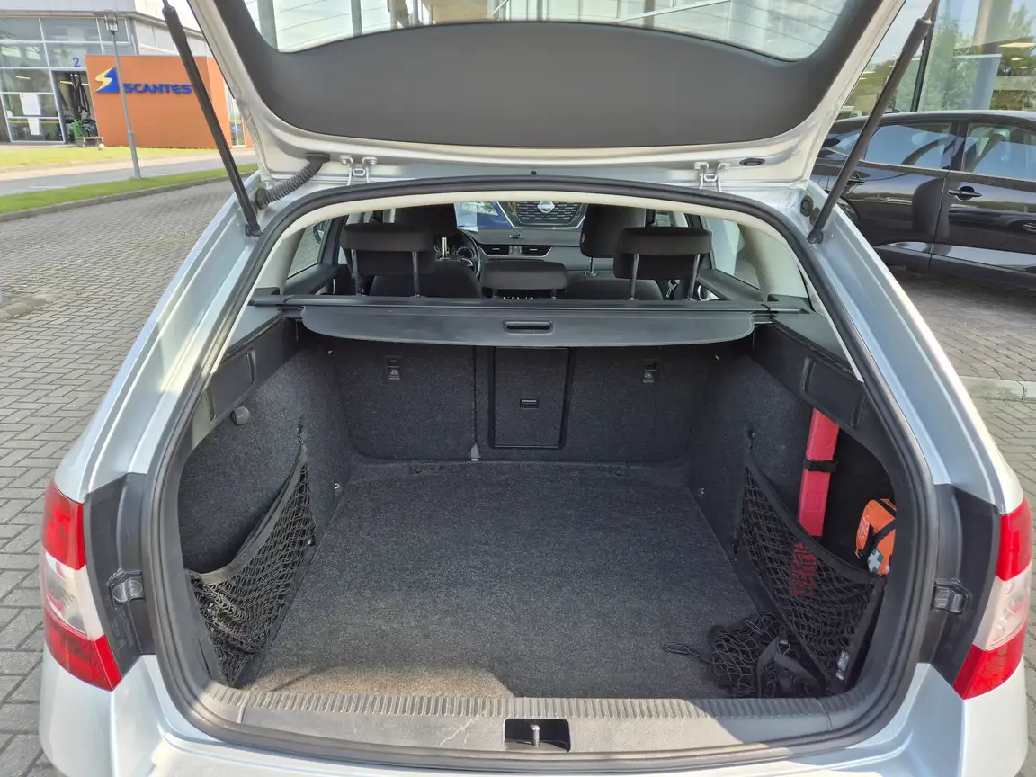 SKODA OCTAVIA COMBI