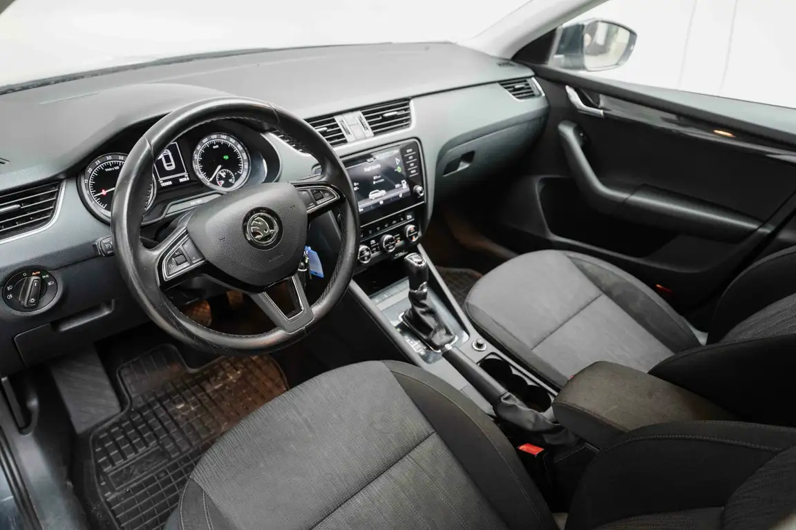 SKODA OCTAVIA