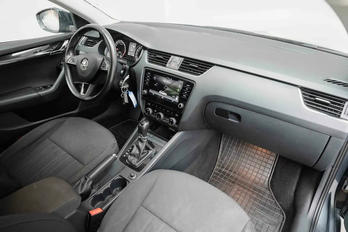 SKODA OCTAVIA